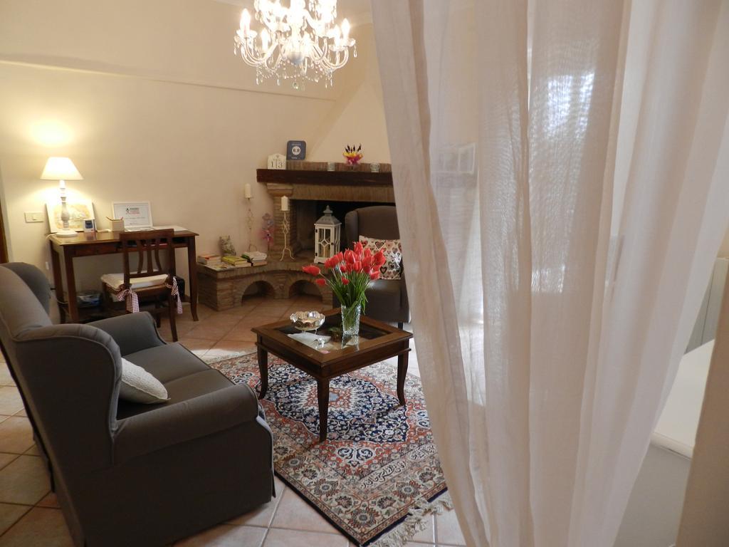 B&B Villa Maria แตร์นี ภายนอก รูปภาพ